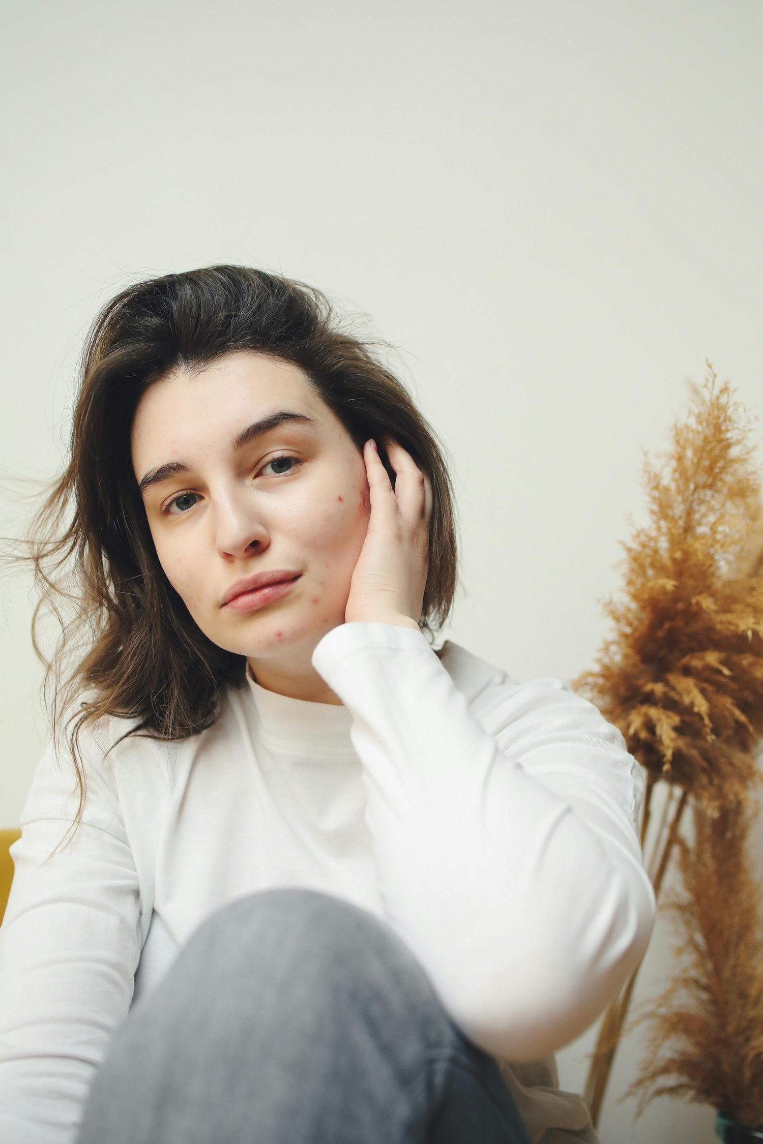 Nature's Touch in Treating Hormonal Acne: Discover Botanical Republic’s Unique Skincare Approach