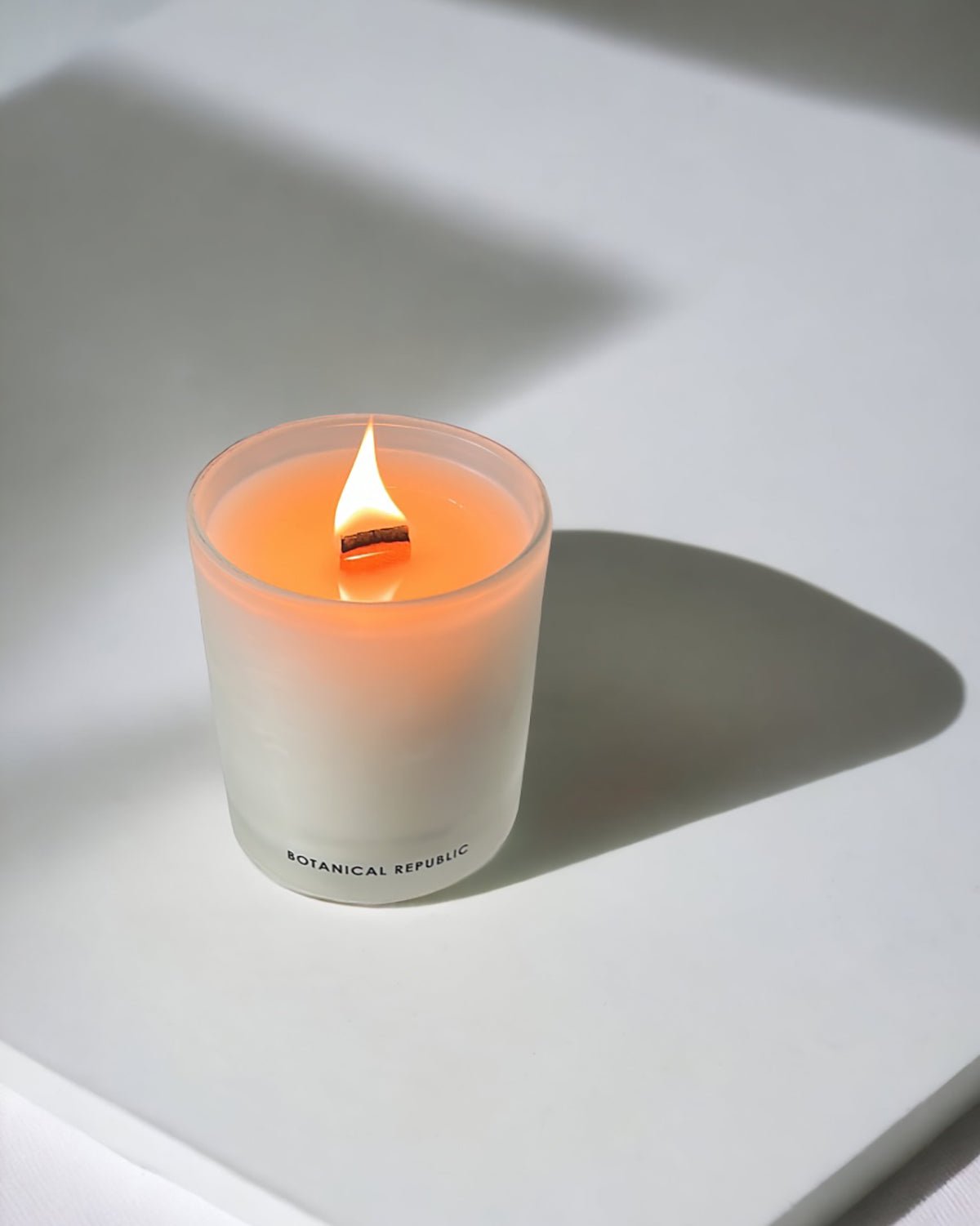 Refresh Aromatic Candle - Botanical Republic
